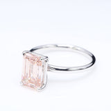 3.00 ct Pink Emerald Diamond in 18kt white gold Ring