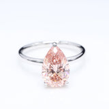3.00 ct Pink Pear shape Diamond in 18kt white gold Ring