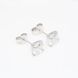 2 x 1.50 ct Round Diamond Earrings